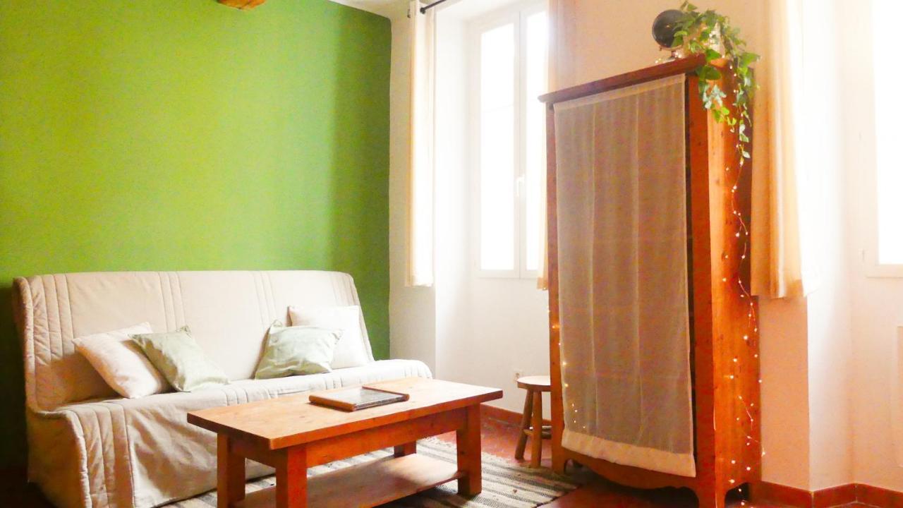 Studio Lironsd'Elle - Coeur Du Village Gréoux-les-Bains Dış mekan fotoğraf